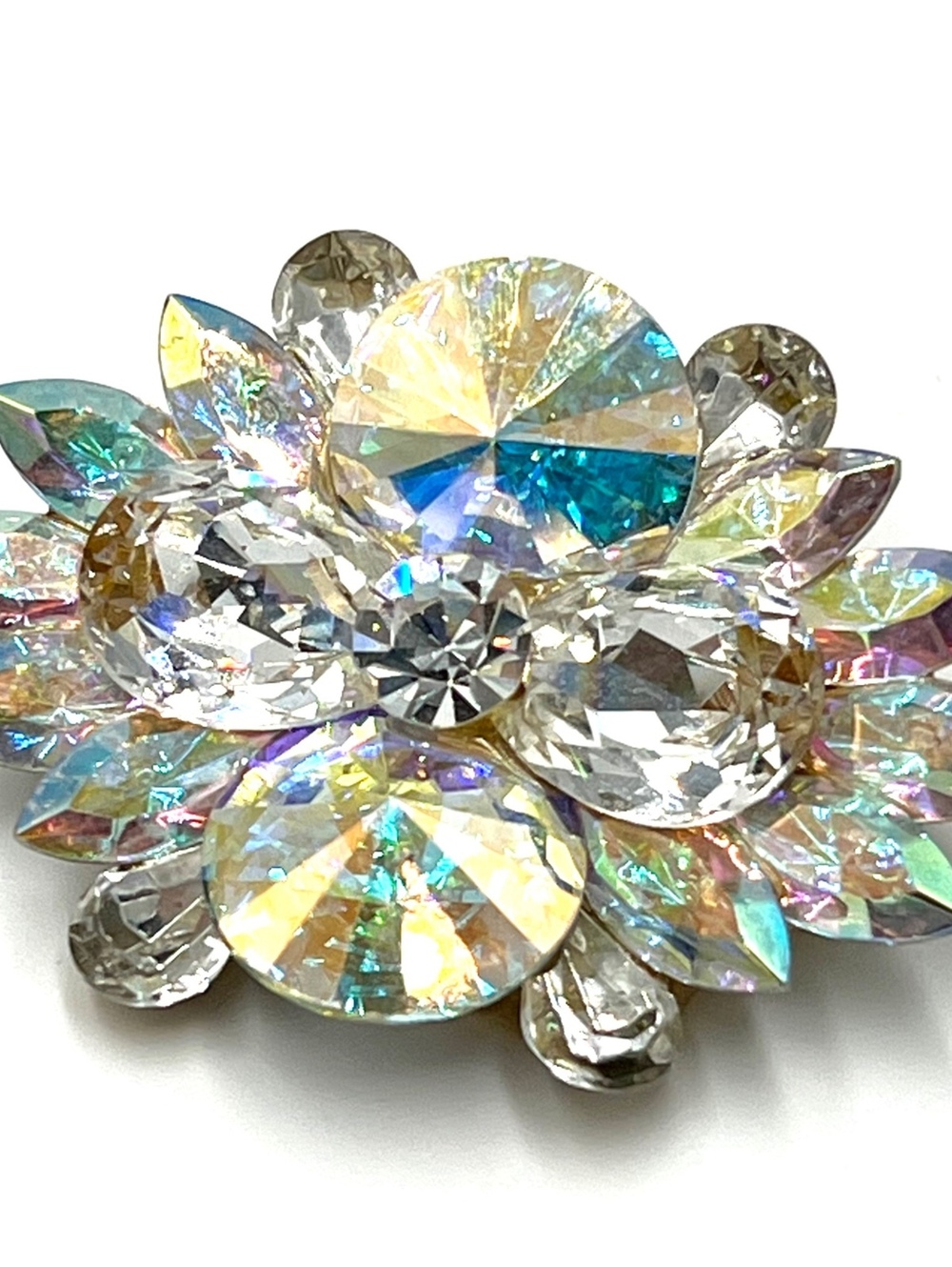 Vintage Nelly Unsigned Brooch 1980’s AB Rivoli Rhinestones